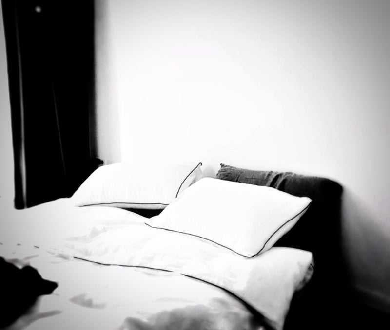 PIPED DREAMS - WHITE BED SHEETS SET | BEDLAM .